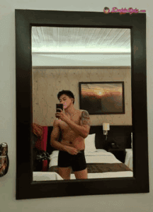 F551uqCbgAAUyIu 216x300 1