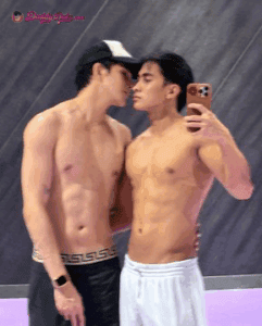 GjvUH3Xb0AAaLQ 241x300 1