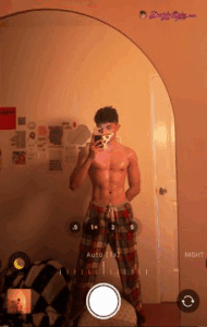 GkDHTOxaMAACVzM 190x300 1